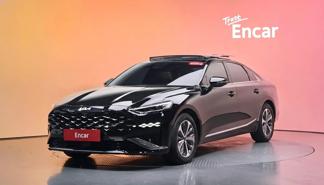 2022 Kia K8