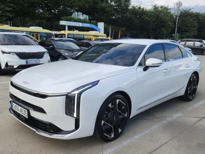 2026 Kia K8