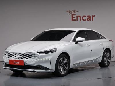 2022 Kia K8