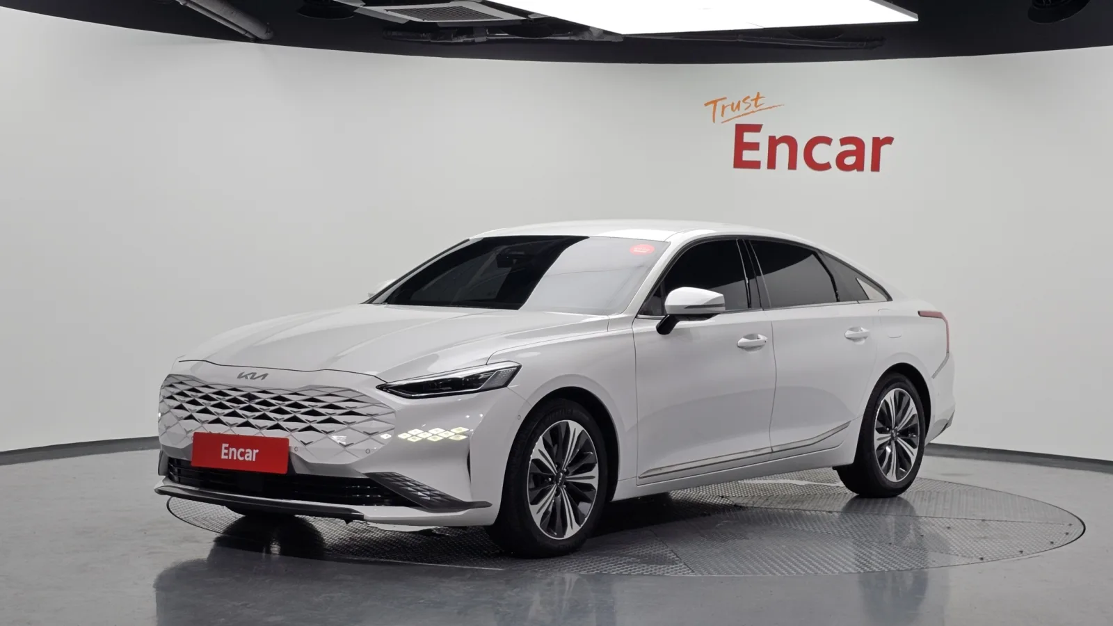 2022 Kia K8