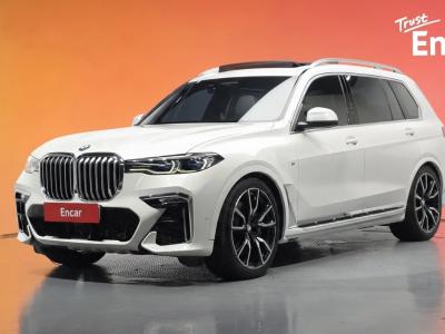 2022 BMW X7
