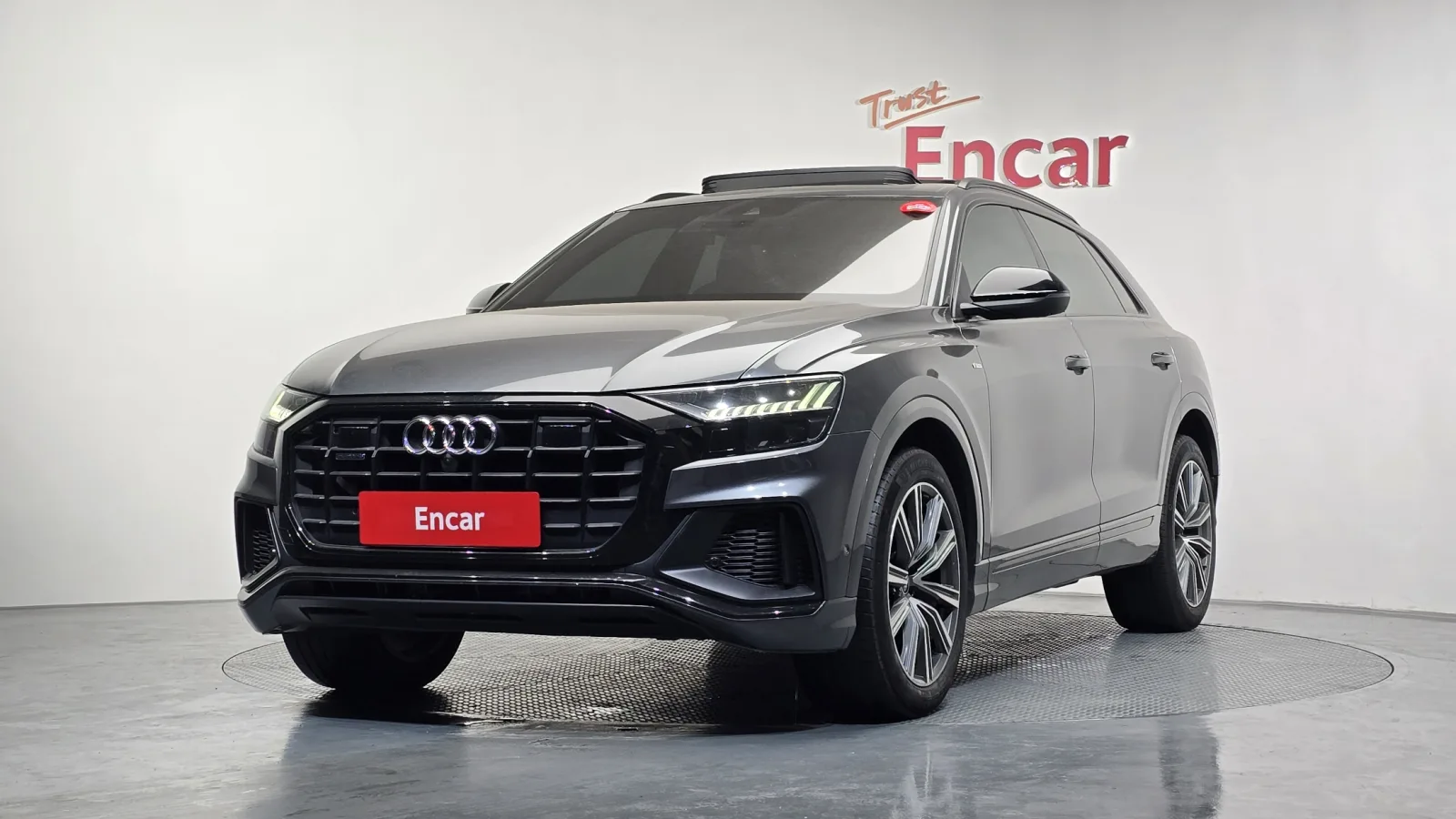 2021 Audi Q8
