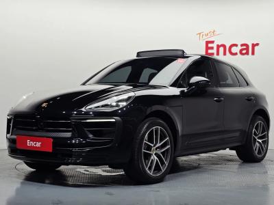 2023 Porsche Macan