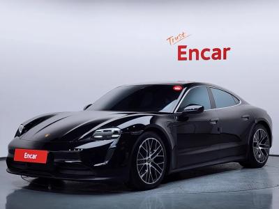 2022 Porsche Taycan