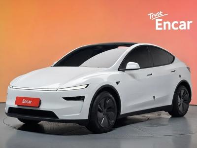 2025 Tesla Model Y
