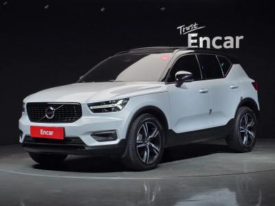 2021 Volvo XC40