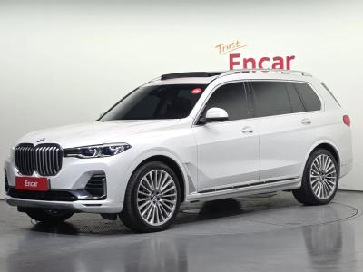 2022 BMW X7