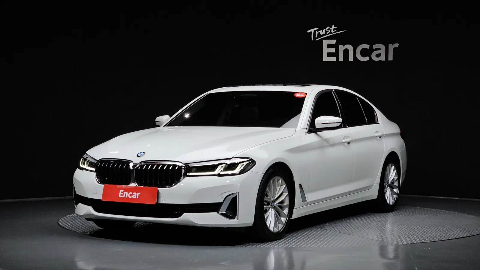 2022 BMW 5-Series