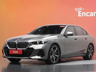 2025 BMW 5-Series