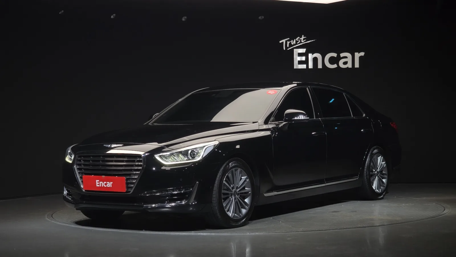 2016 Genesis EQ900