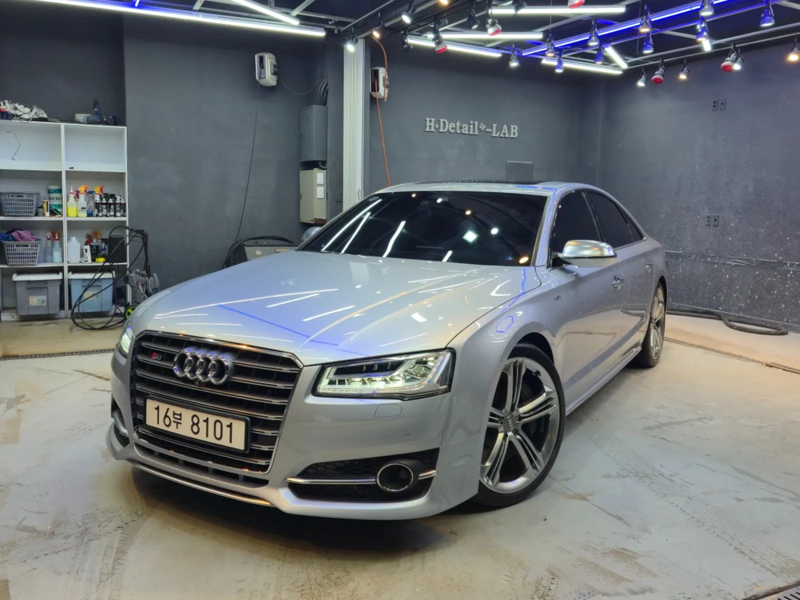2015 Audi S8
