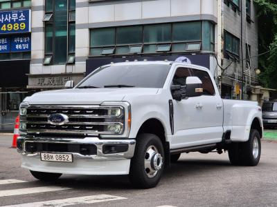 2023 Ford F350