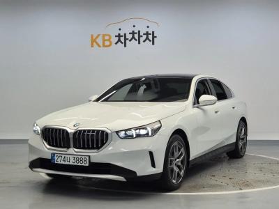 2025 BMW 5-Series