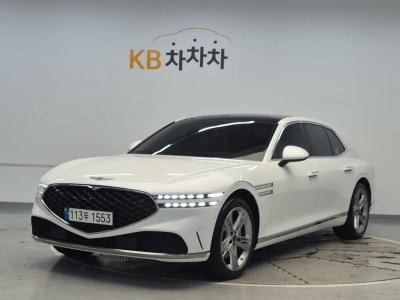 2022 Genesis G90