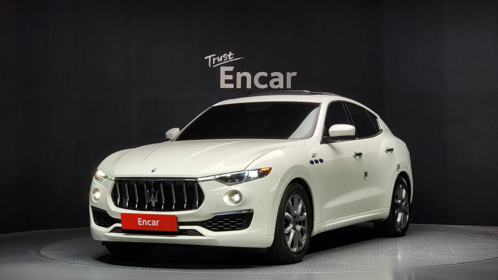 2022 Maserati Levante