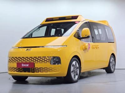 2024 Hyundai Staria