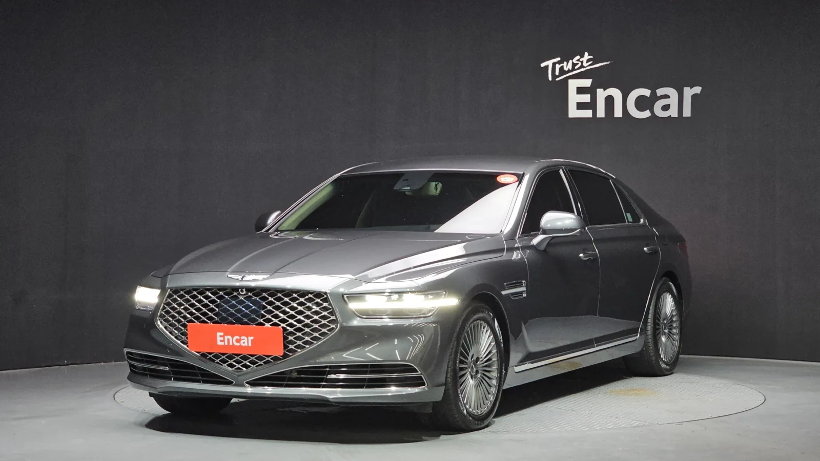 2019 Genesis G90