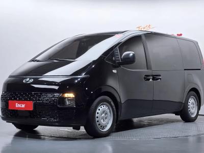 2023 Hyundai Staria
