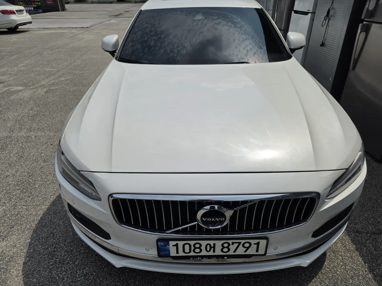 2021 Volvo S90