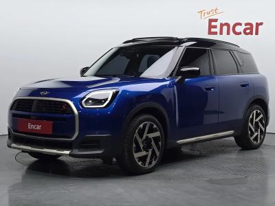 2025 Mini Countryman