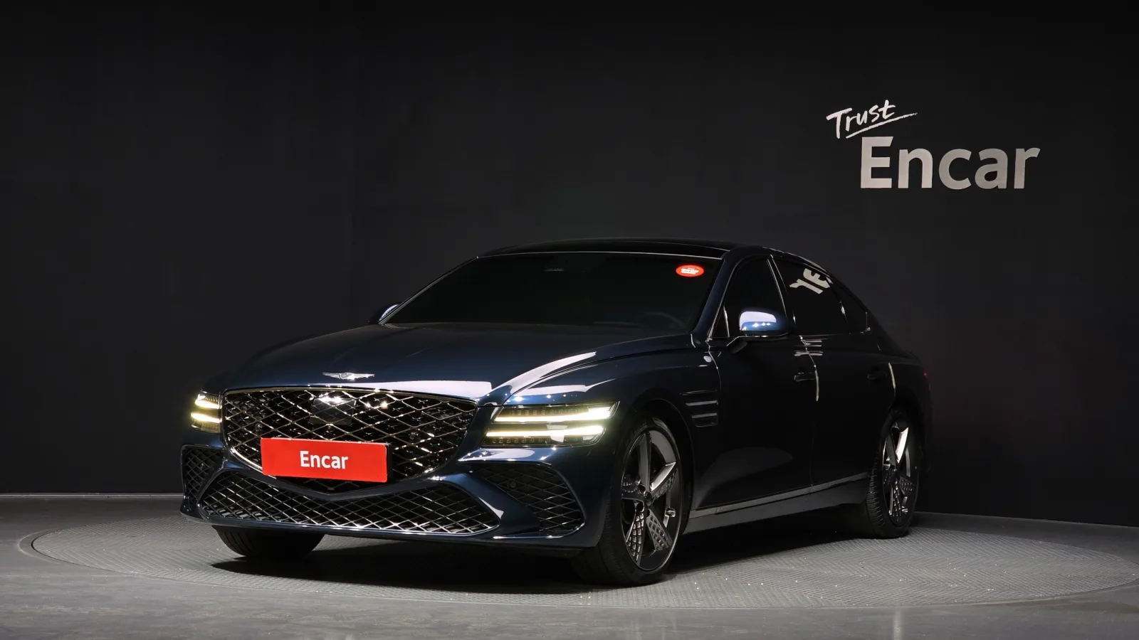 2025 Genesis G80