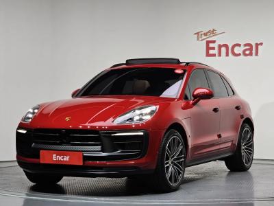 2023 Porsche Macan