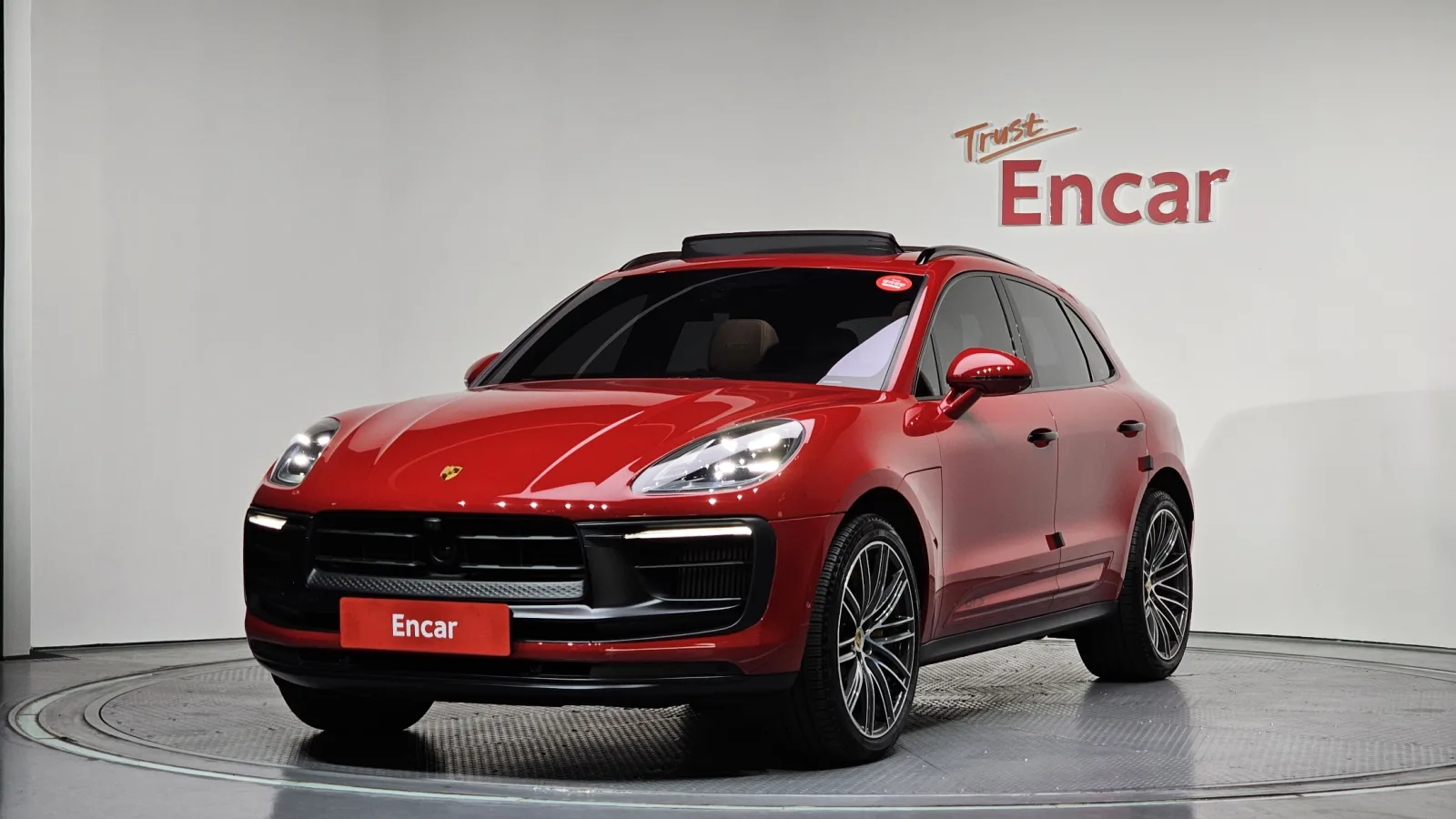 2023 Porsche Macan