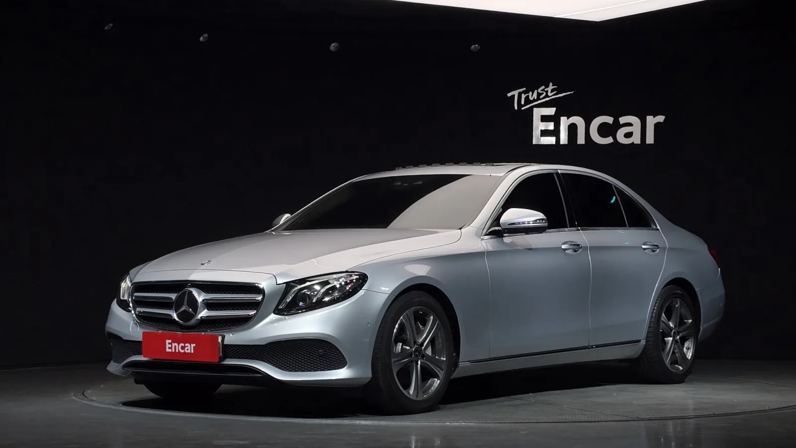 2017 Mercedes-Benz E-Class