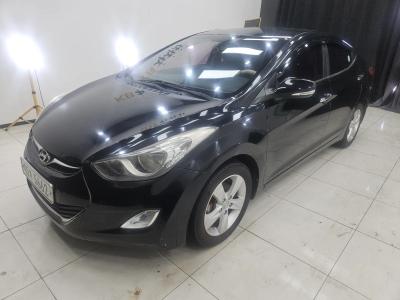 2012 Hyundai Elantra