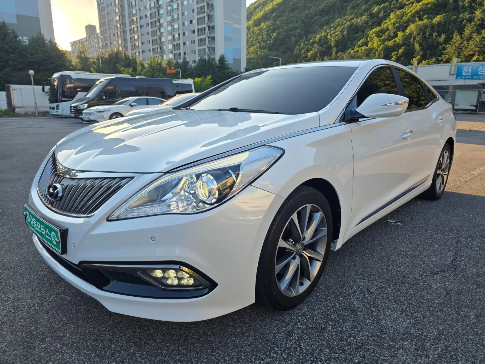 2015 Hyundai Grandeur