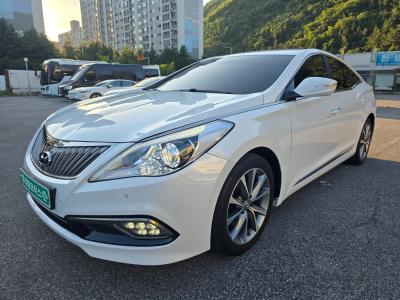 2015 Hyundai Grandeur