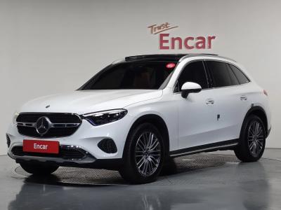 2024 Mercedes-Benz GLC-Class