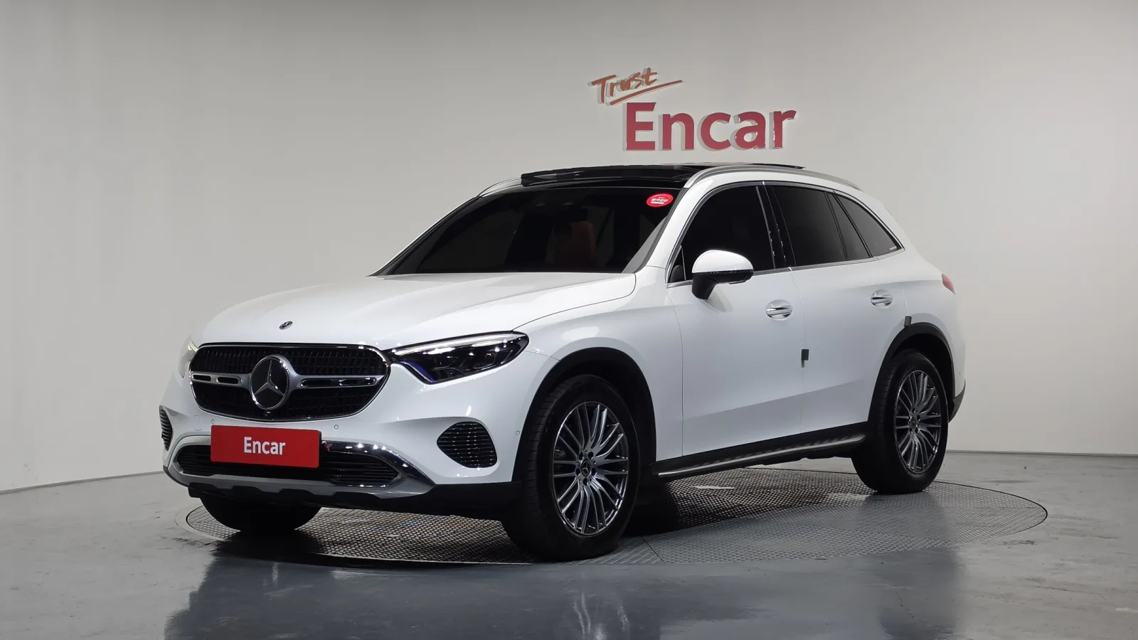 2024 Mercedes-Benz GLC-Class