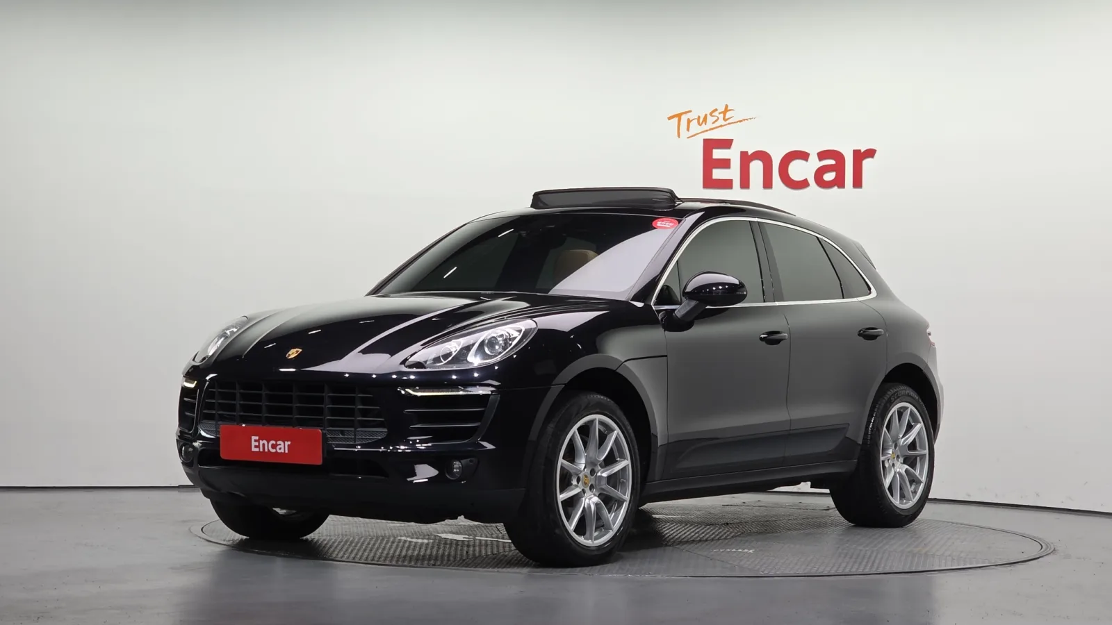 2017 Porsche Macan