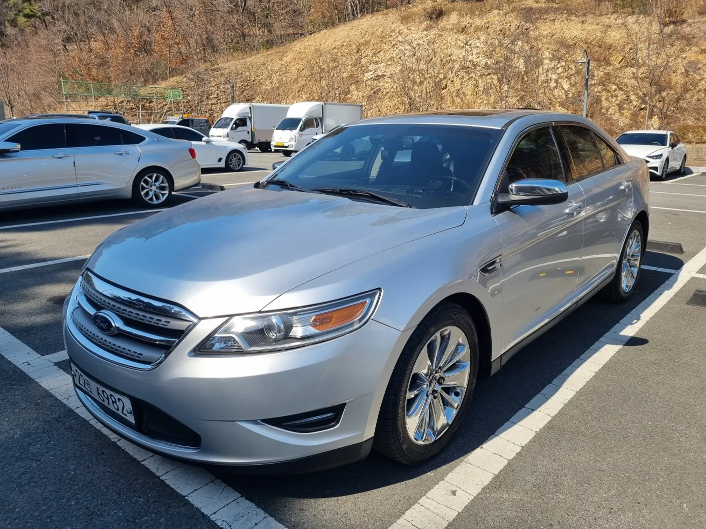 2011 Ford Taurus