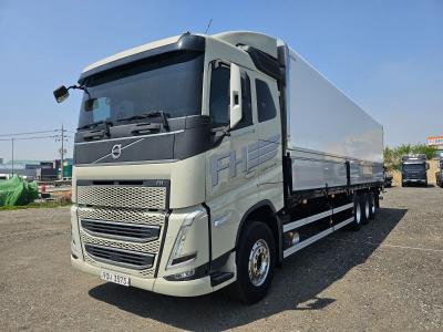 2023 Volvo CargoTruck