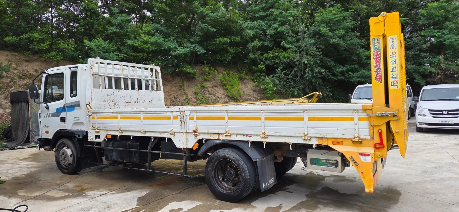 2002 Hyundai Hyundai (Super)Truck