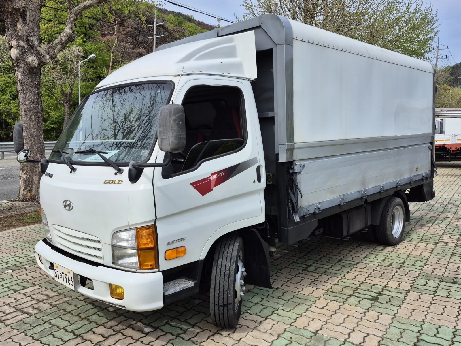 2012 Hyundai Mighty Cutie