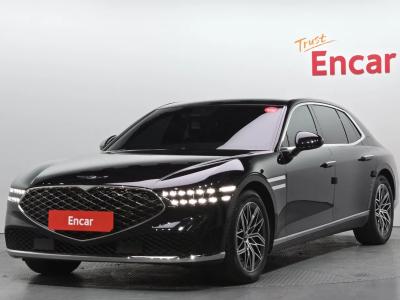 2023 Genesis G90