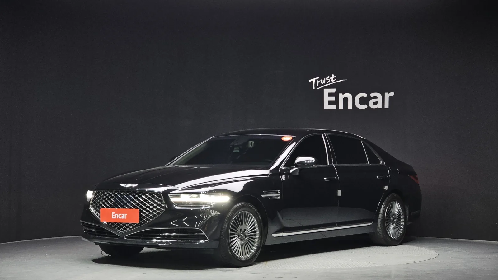 2022 Genesis G90