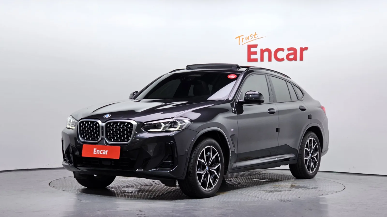 2023 BMW X4