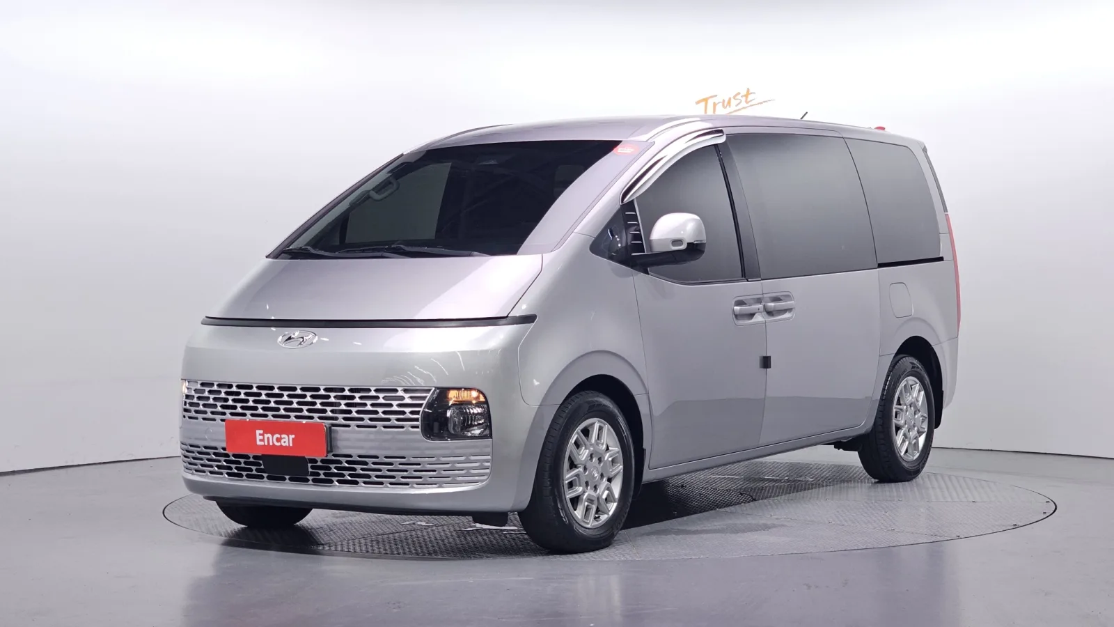 2023 Hyundai Staria