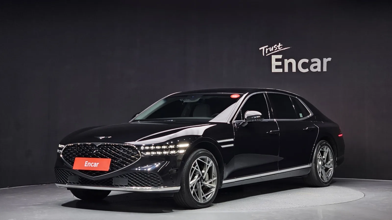 2022 Genesis G90