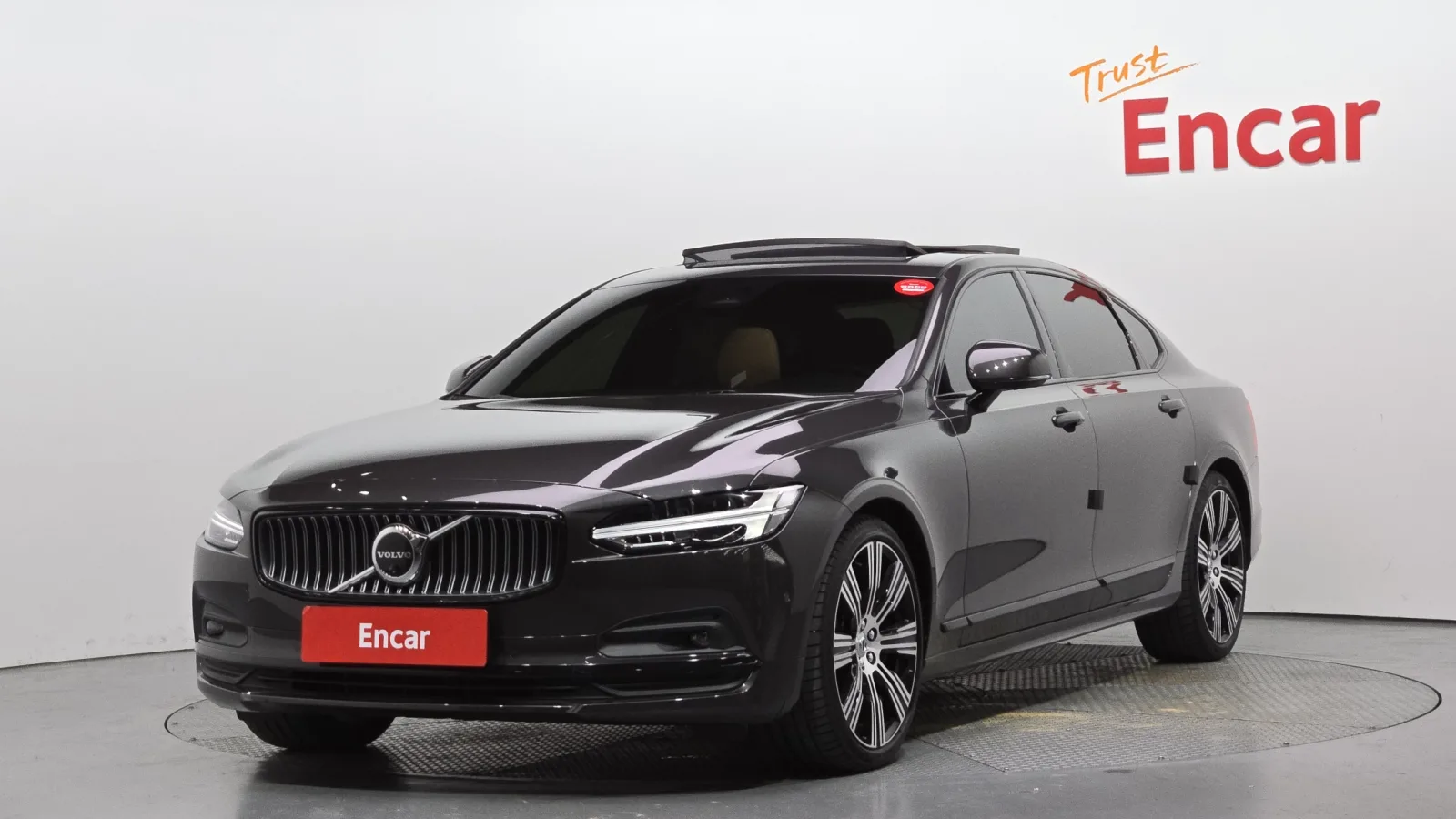 2025 Volvo S90