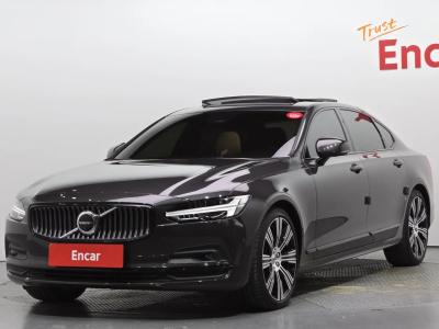 2025 Volvo S90