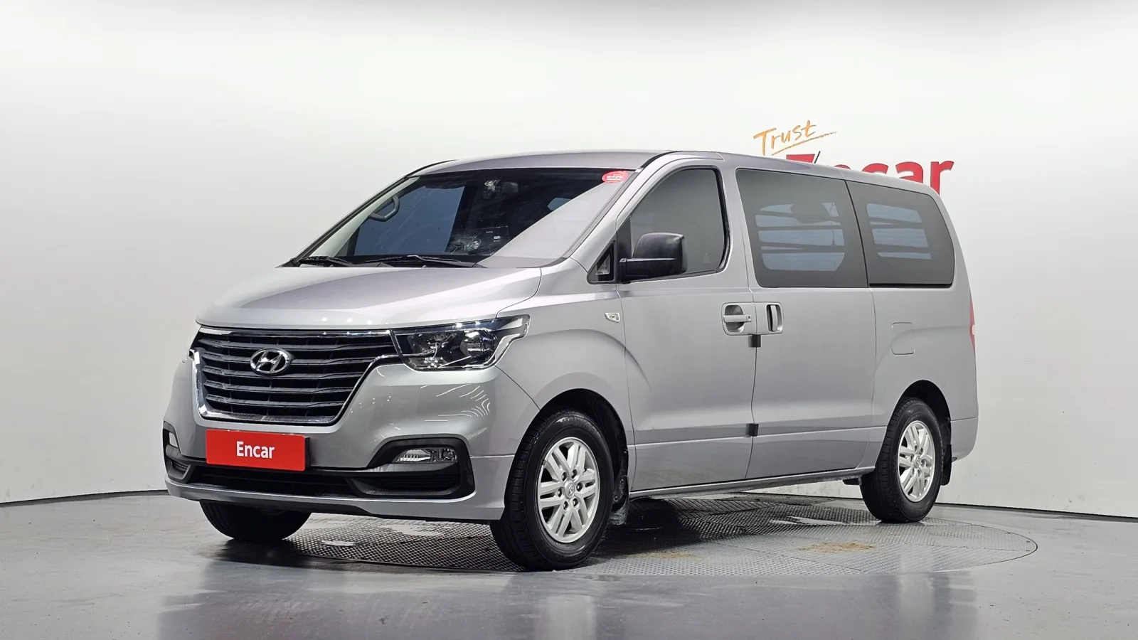 2019 Hyundai Starex