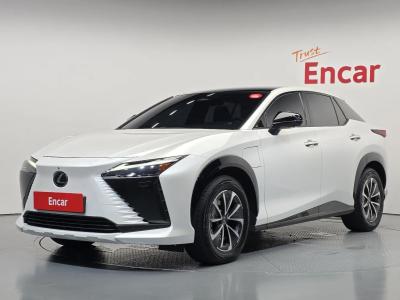 2023 Lexus RZ