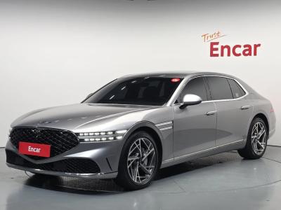2023 Genesis G90