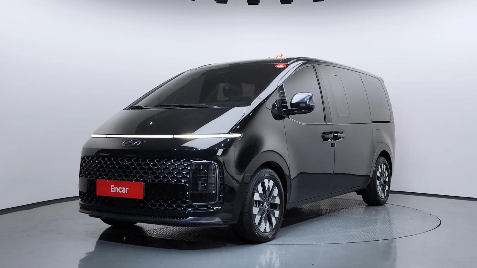 2022 Hyundai Staria
