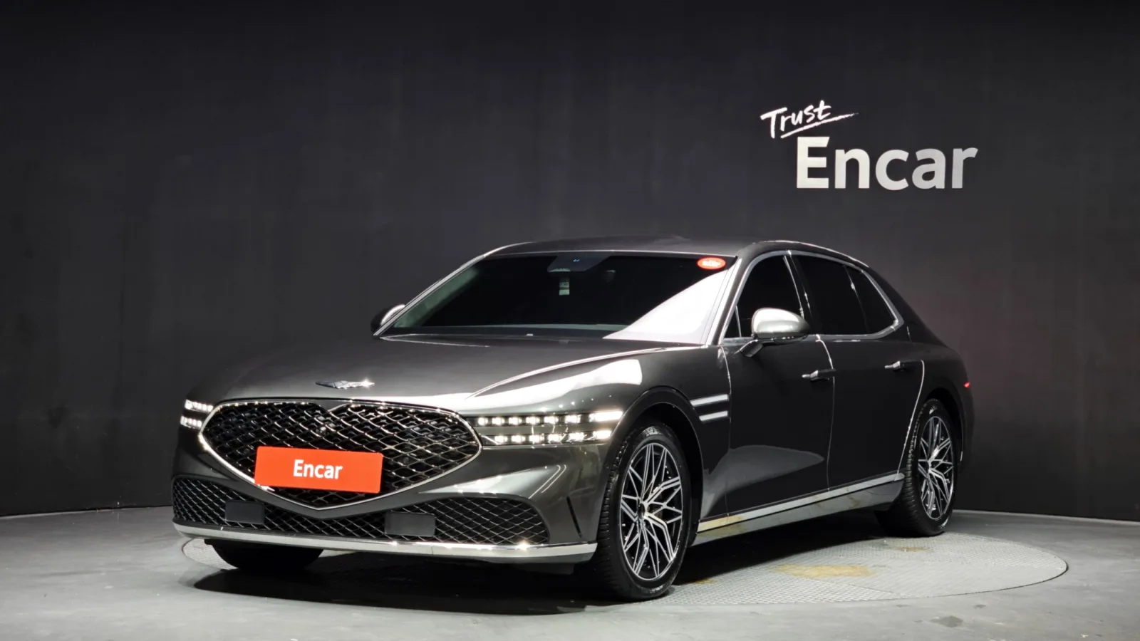 2022 Genesis G90
